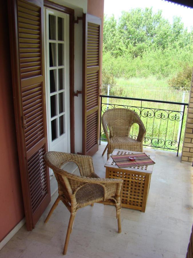 Beautiful Nearby Beach House With Garden, Private Pool And Large Yard Sidari  Phòng bức ảnh